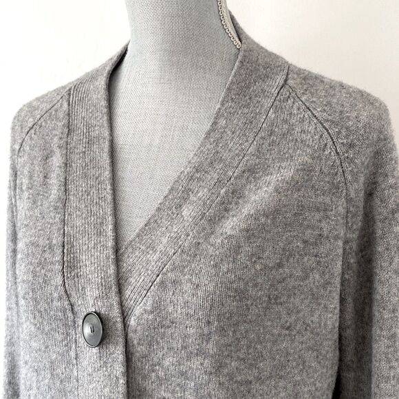 Sezane Elegant Gray Yak Wool Cardigan sz M Quiet Luxury Minimalist Casual Chic - Picture 2 of 13